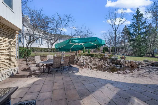 $3,580,000 | 1916 Midwest Club Parkway, Oak Brook, IL 60523