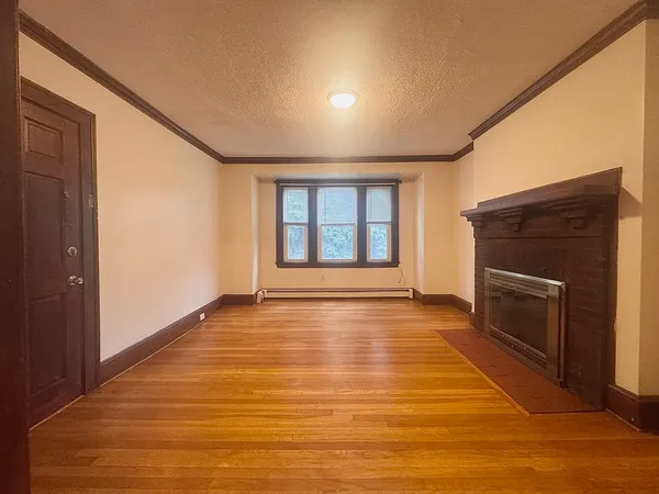 $3,000 | 28 Alewife Brook Parkway, Unit 2, Cambridge, MA 02140