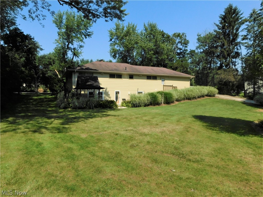4215 Mayfair Road Uniontown, OH 44685 - Photo 25 of 32 Gallery Image 25