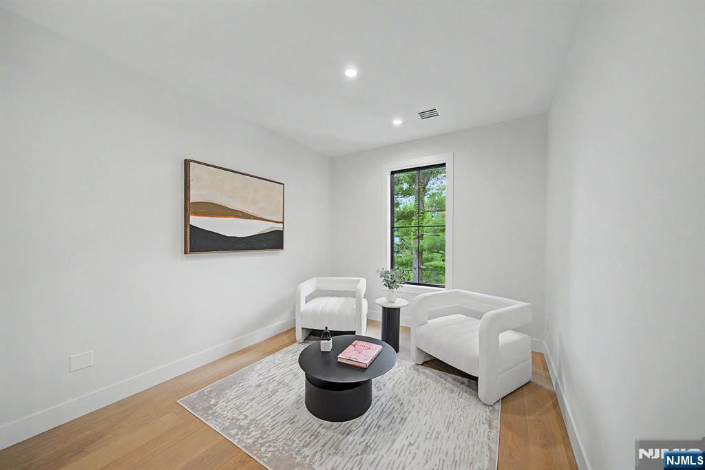 592 Piermont Road Demarest, NJ 07627 - Photo 25 of 50