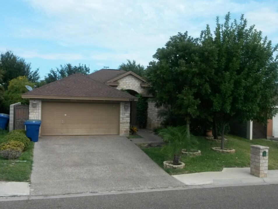 2108 Lima Loop Laredo, TX 78045 - Photo 1 of 1 Gallery Image 1