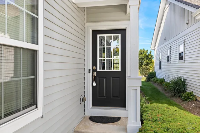 a view of front door and porch