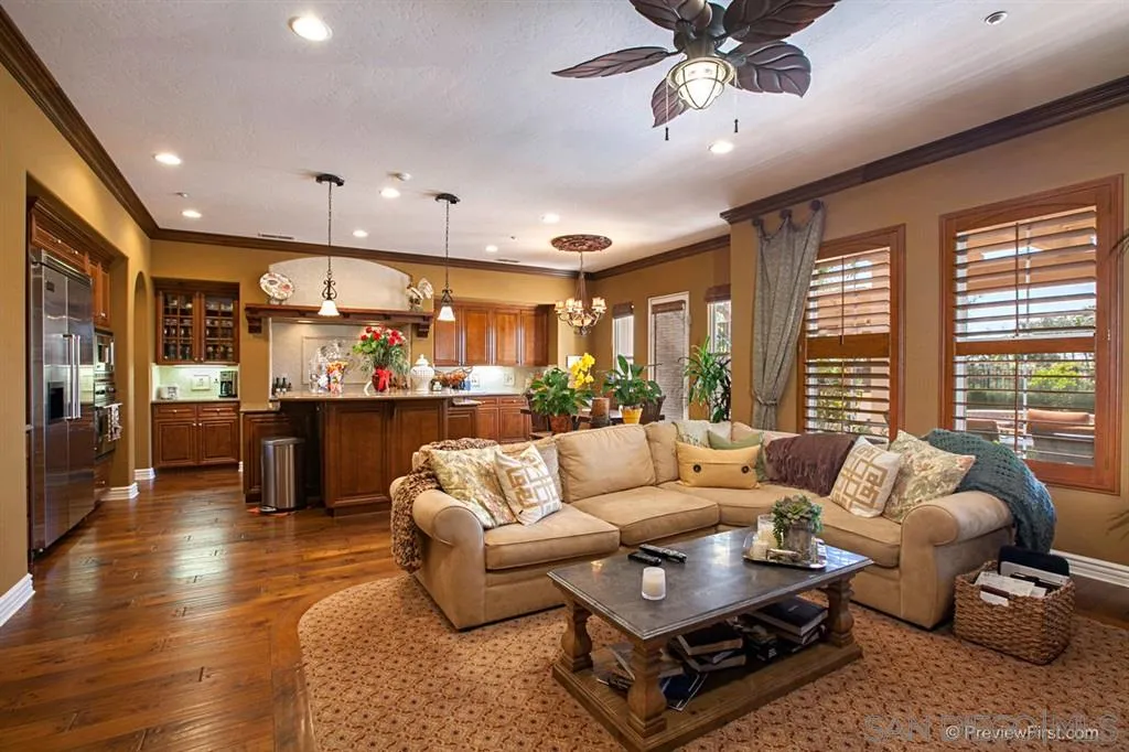 14612 Rio Rancho San Diego, CA 92127 - Photo 8 of 25 Gallery Image 8