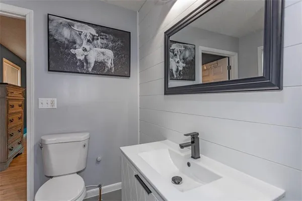 $550,000 | 5990 Z Highway, Edgerton, MO 64444