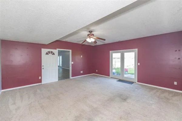 $550,000 | 5990 Z Highway, Edgerton, MO 64444