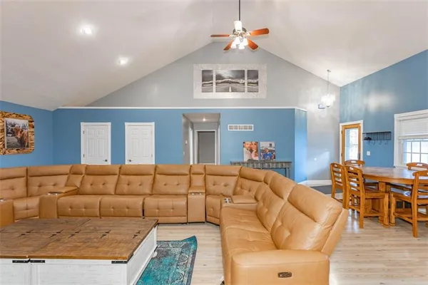 $550,000 | 5990 Z Highway, Edgerton, MO 64444