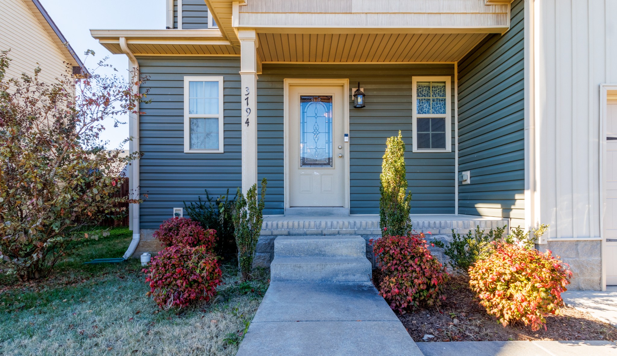 3794 Suiter Road Clarksville, TN 37040 - Photo 1 of 26 a front view of a house