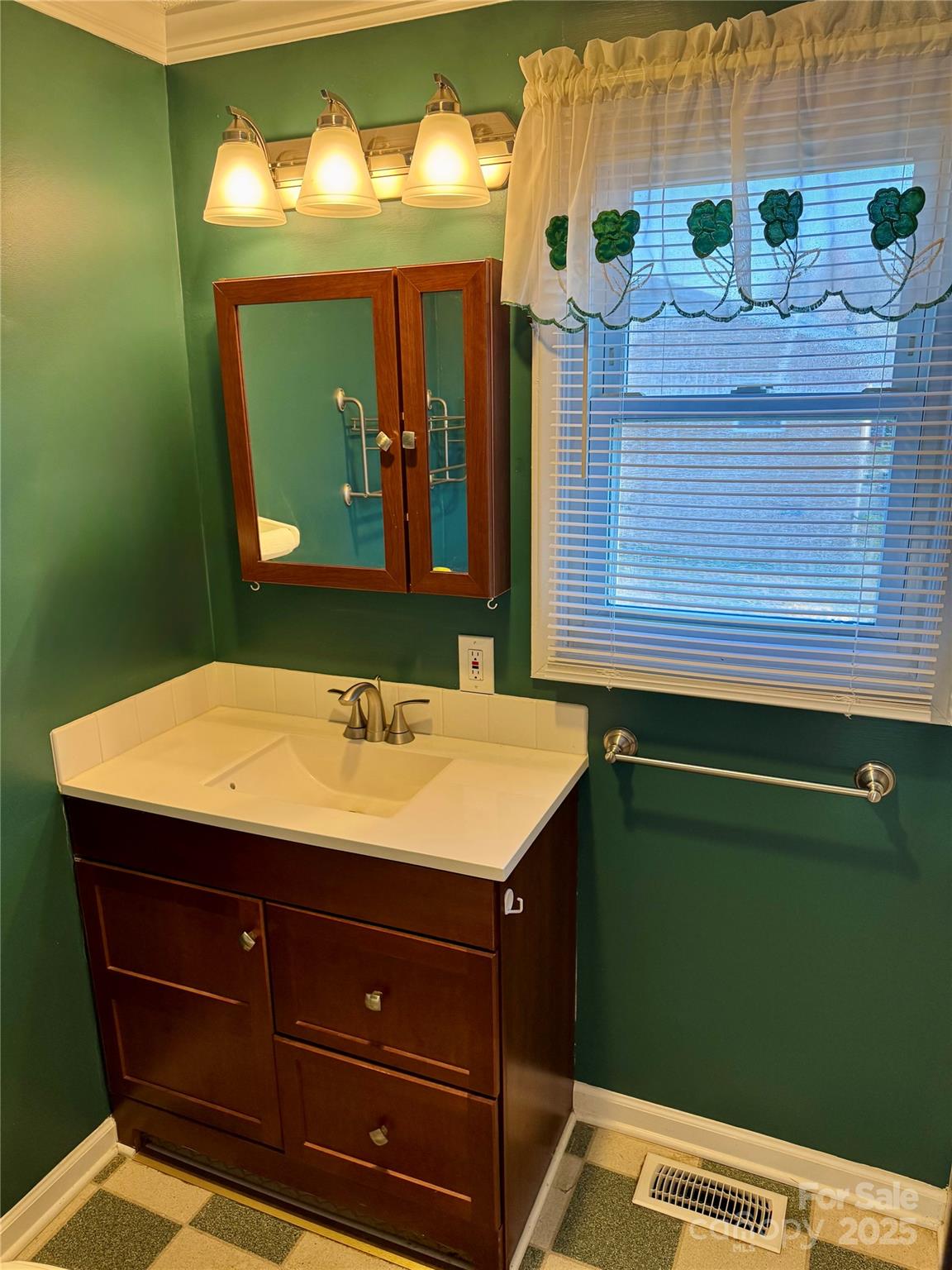 1215 South Myrtle School Road Gastonia, NC 28052 - Photo 11 of 17 Gallery Image 11