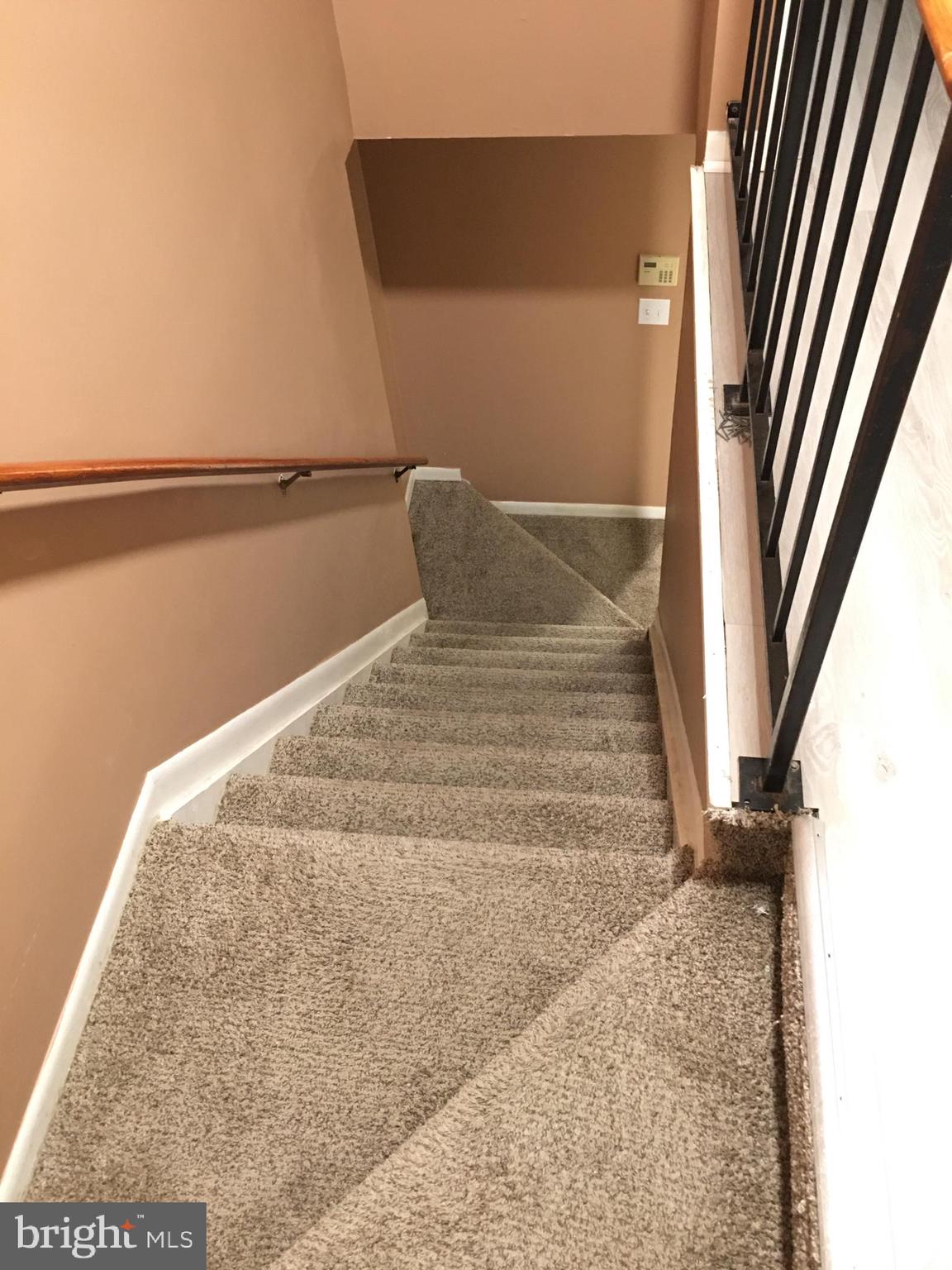 24 Mountain Green Circle Baltimore, MD 21244 - Photo 16 of 25