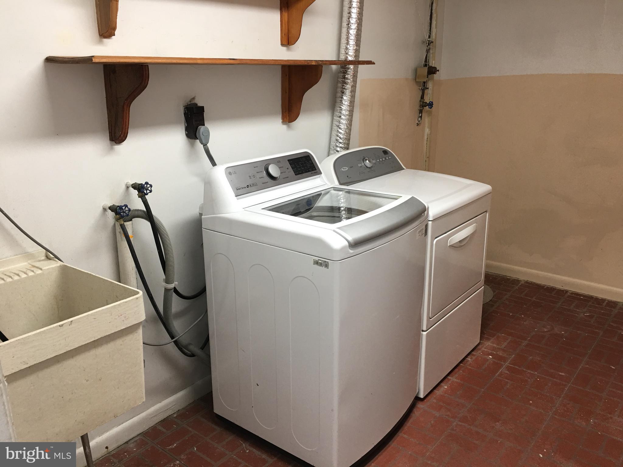 24 Mountain Green Circle Baltimore, MD 21244 - Photo 5 of 25