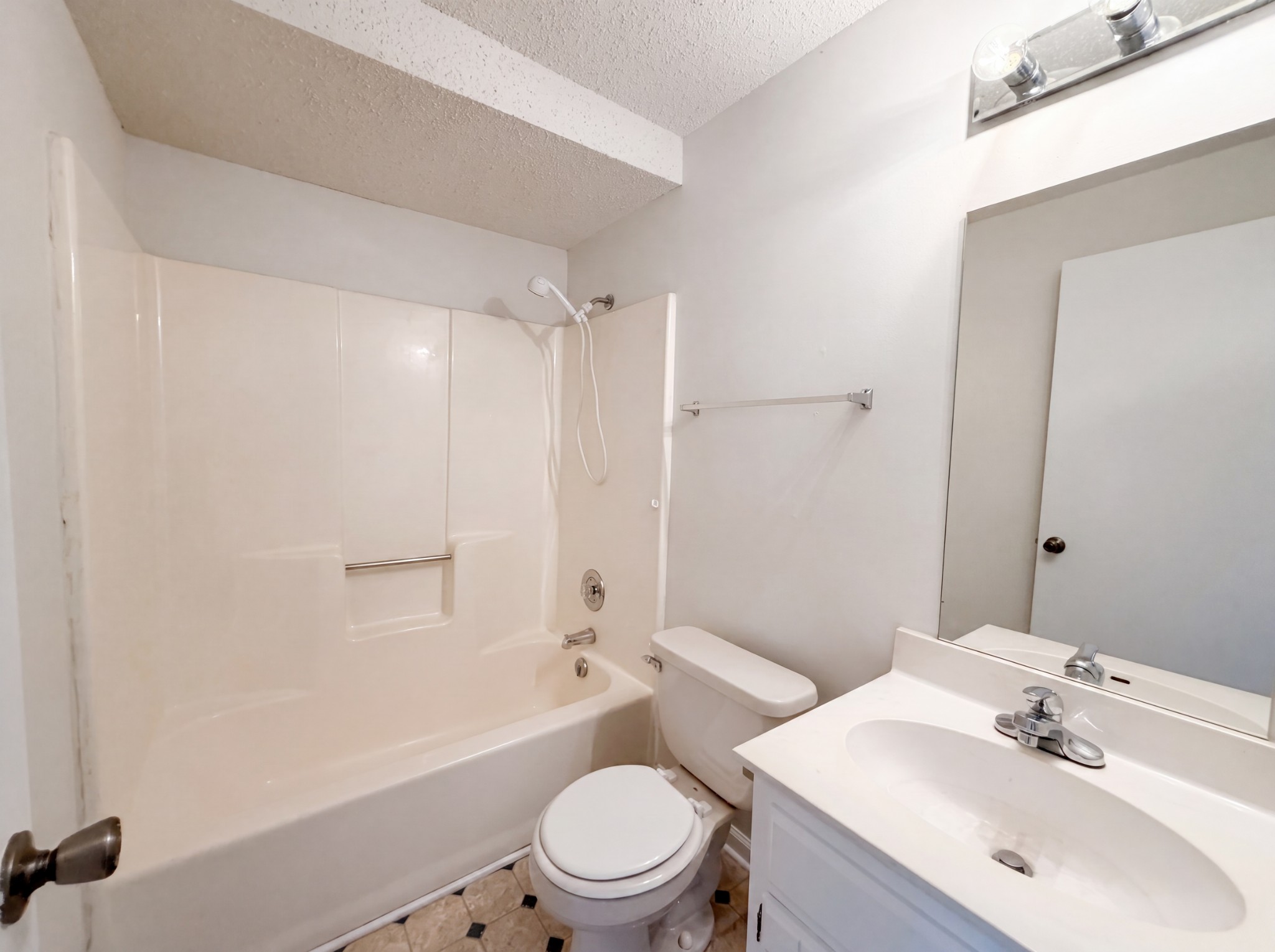 303 Paragon Mills Road Nashville, TN 37211 - Photo 8 of 19