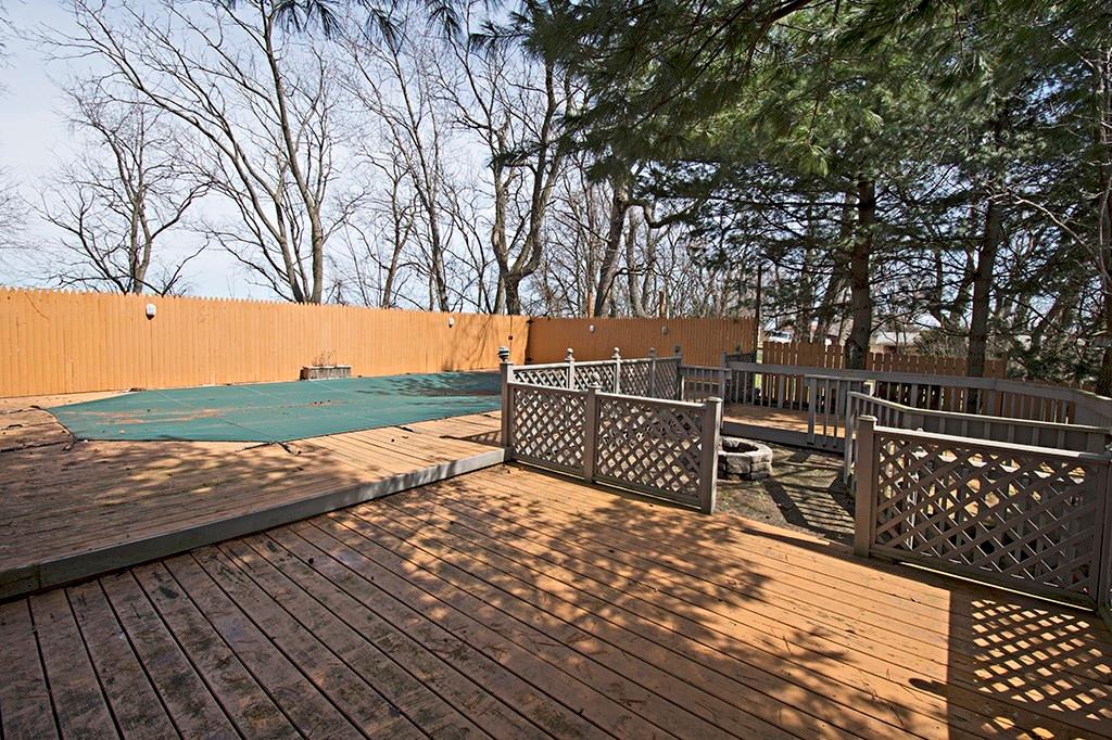 6609 Landview Road Pittsburgh, PA 15217 - Photo 17 of 18 Top Deck with Large Swimming Pool