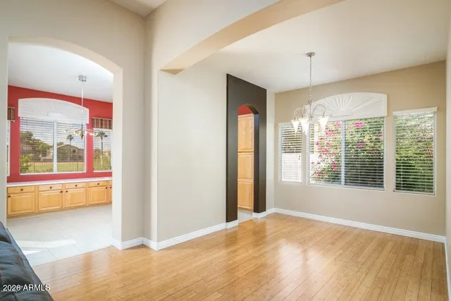 $2,695 | 1004 South Parkcrest Street, Gilbert, AZ 85296