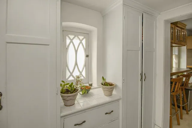 $449,900 | 451 Lynnhurst Avenue East, St. Paul, MN 55104