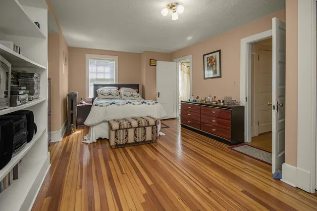 $449,900 | 451 Lynnhurst Avenue East, St. Paul, MN 55104