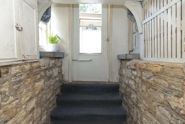 $449,900 | 451 Lynnhurst Avenue East, St. Paul, MN 55104