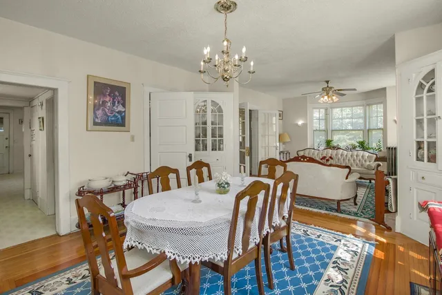 $449,900 | 451 Lynnhurst Avenue East, St. Paul, MN 55104