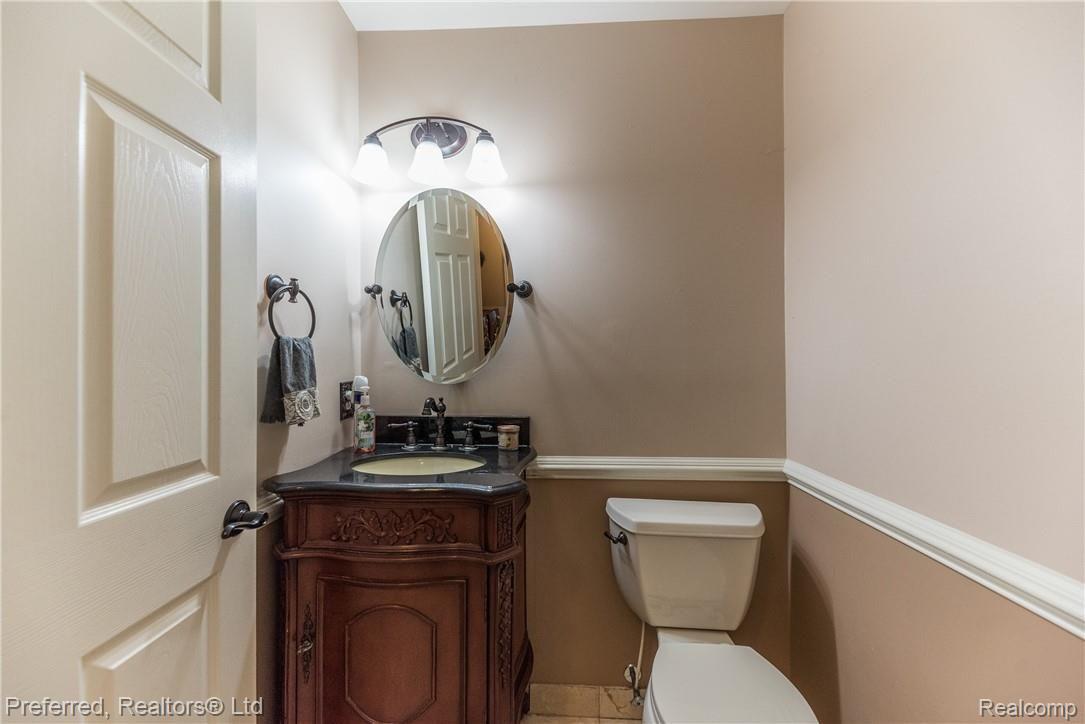 45093 Rolling Ridge Court Canton, MI 48187 - Photo 11 of 33 DSC_0827.jpg