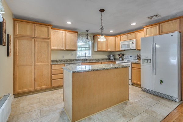 25 Azalea Road Norton, MA 02766 - Photo 6 of 23 Gallery Image 6