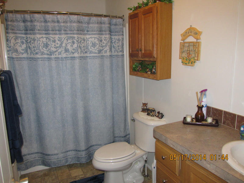 986 Lee Road White Pine, TN 37890 - Photo 9 of 13 Full Bath