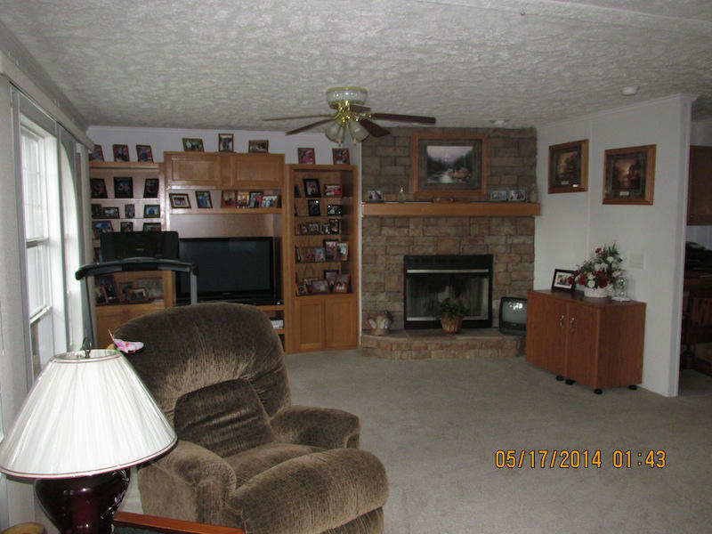 986 Lee Road White Pine, TN 37890 - Photo 10 of 13 Family Room