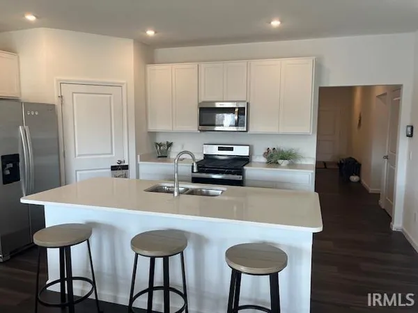 $339,900 | 727 Marcella Drive, Huntertown, IN 46748