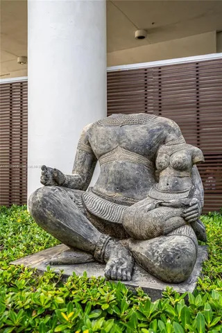 $2,720,000 | 101 20th Street, Unit 2504, Miami Beach, FL 33139