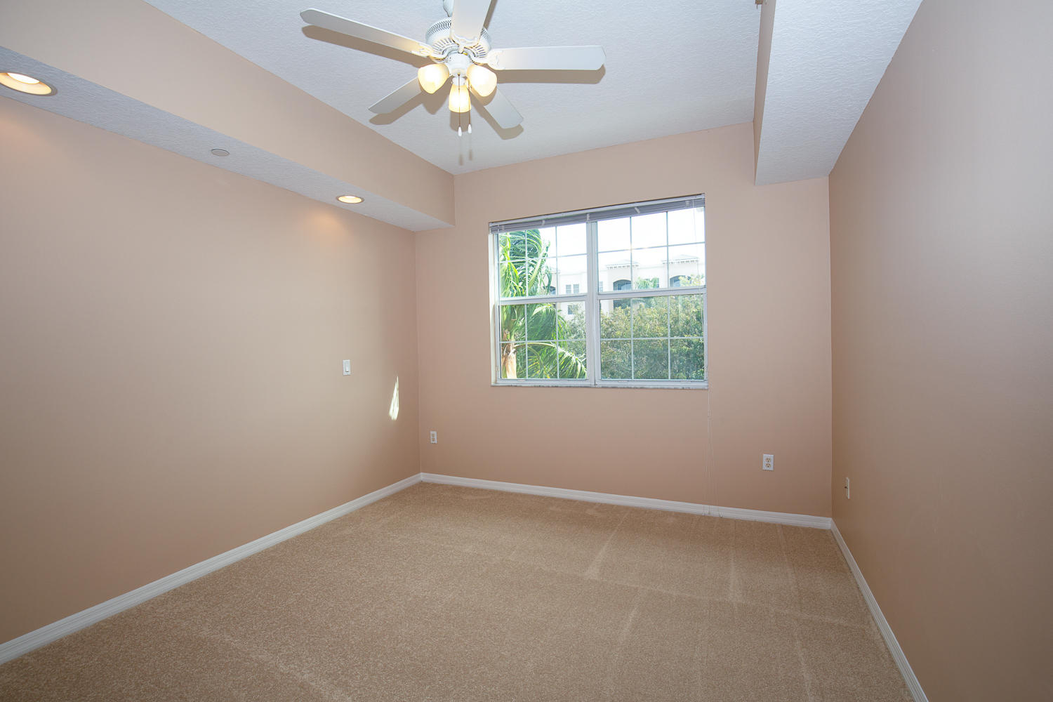 1605 Renaissance Commons Boulevard, Unit 333 Boynton Beach, FL 33426 - Photo 12 of 25 Guest Bedroom