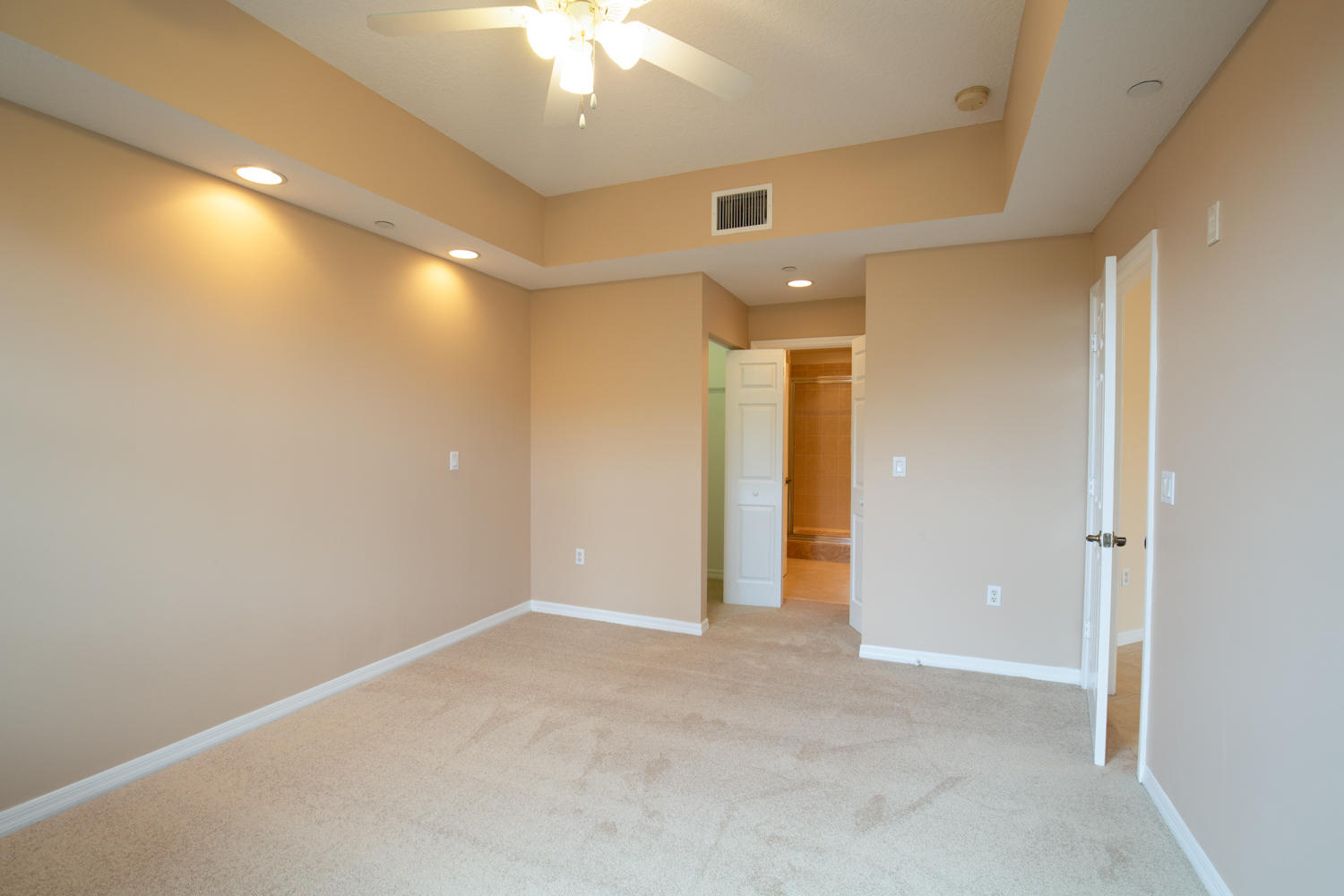 1605 Renaissance Commons Boulevard, Unit 333 Boynton Beach, FL 33426 - Photo 7 of 25 Master Bedroom