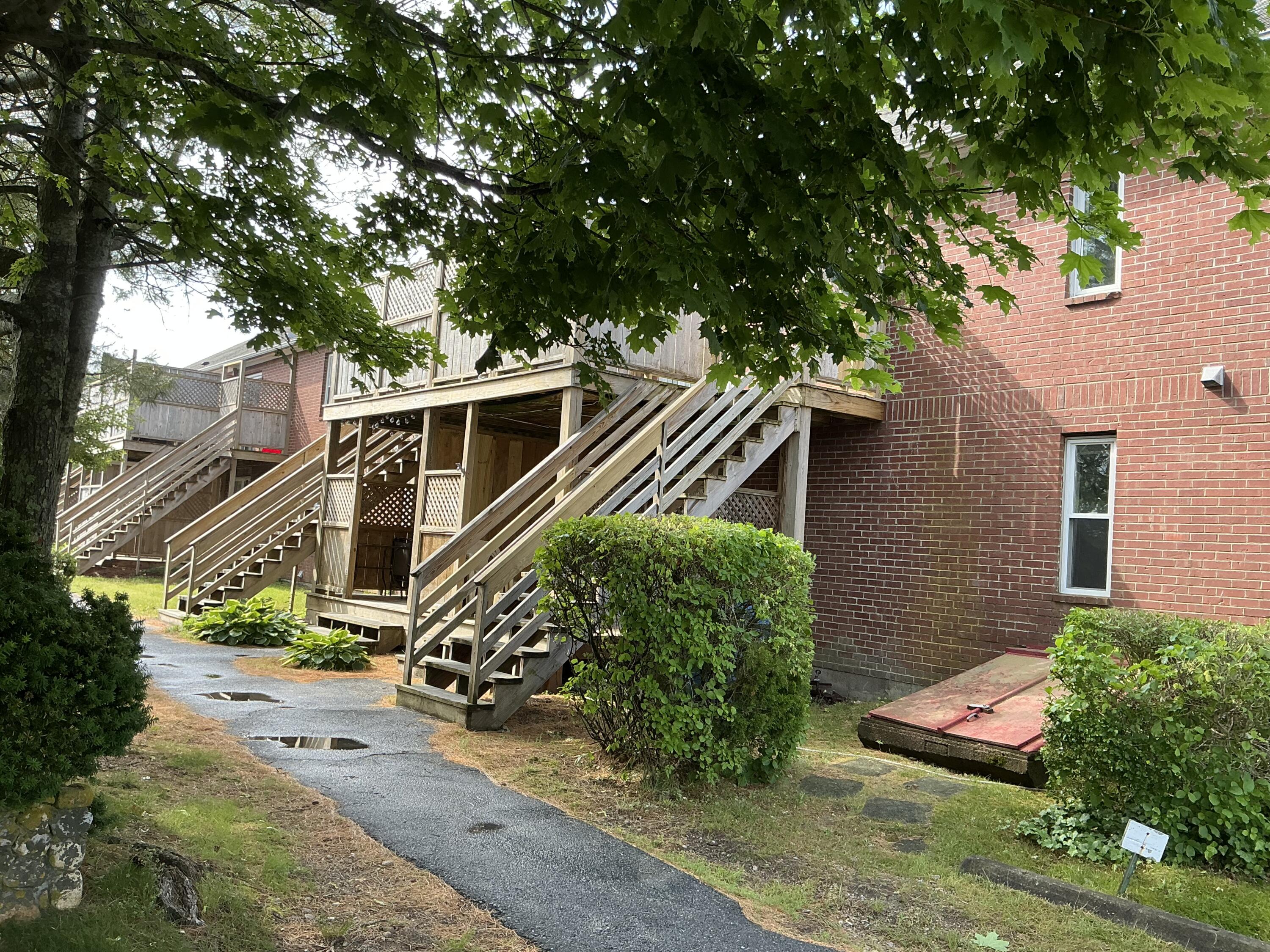 775 West Main Street, Unit 1 Hyannis, MA 02601 - Photo 20 of 24 IMG_1453