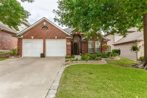 $399,000 | 2005 Club View Circle, Corinth, TX 76210