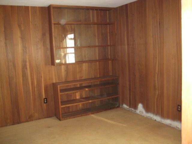1327 North River Road St. Clair, MI 48079 - Photo 10 of 12 31055261-9.JPG