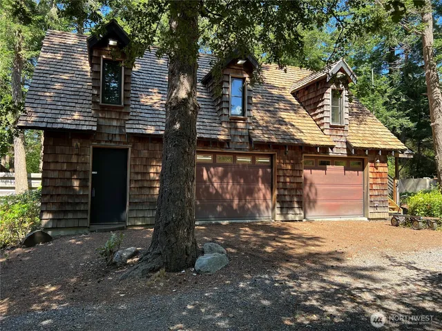 $2,465,000 | 90 Montgomery Lane, Orcas Island, WA 98245