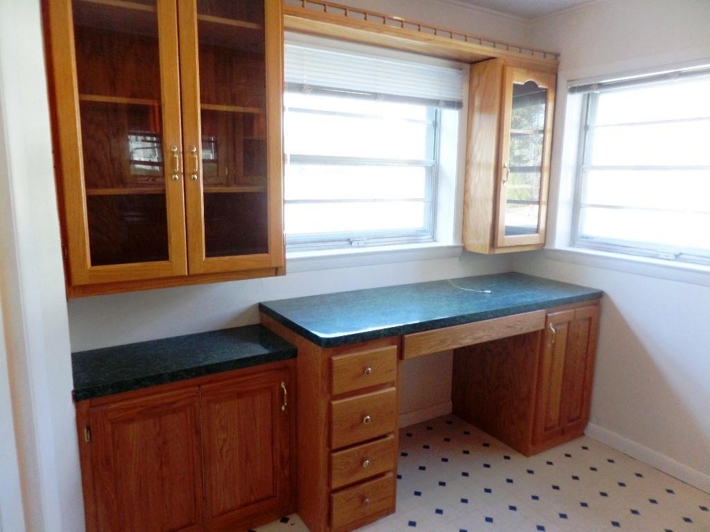 105 Peach Road Oak Ridge, TN 37830 - Photo 3 of 21 kitchen2