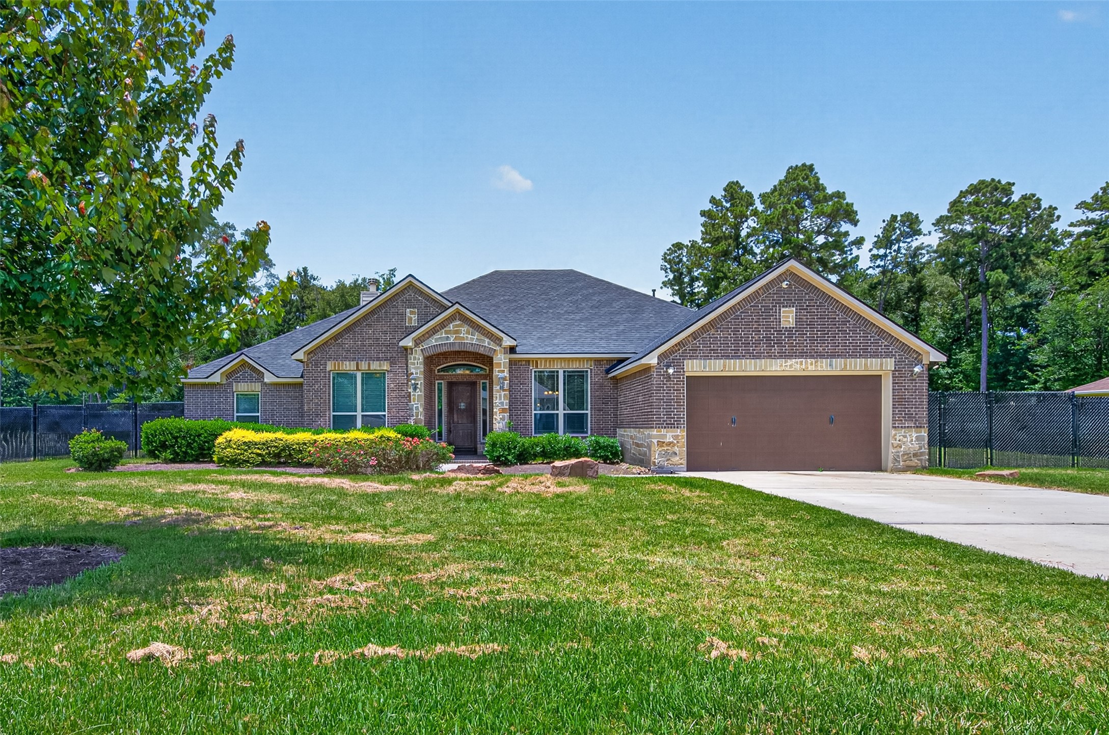 27635 Rio Blanco Drive Splendora, TX 77372 - Photo 2 of 37