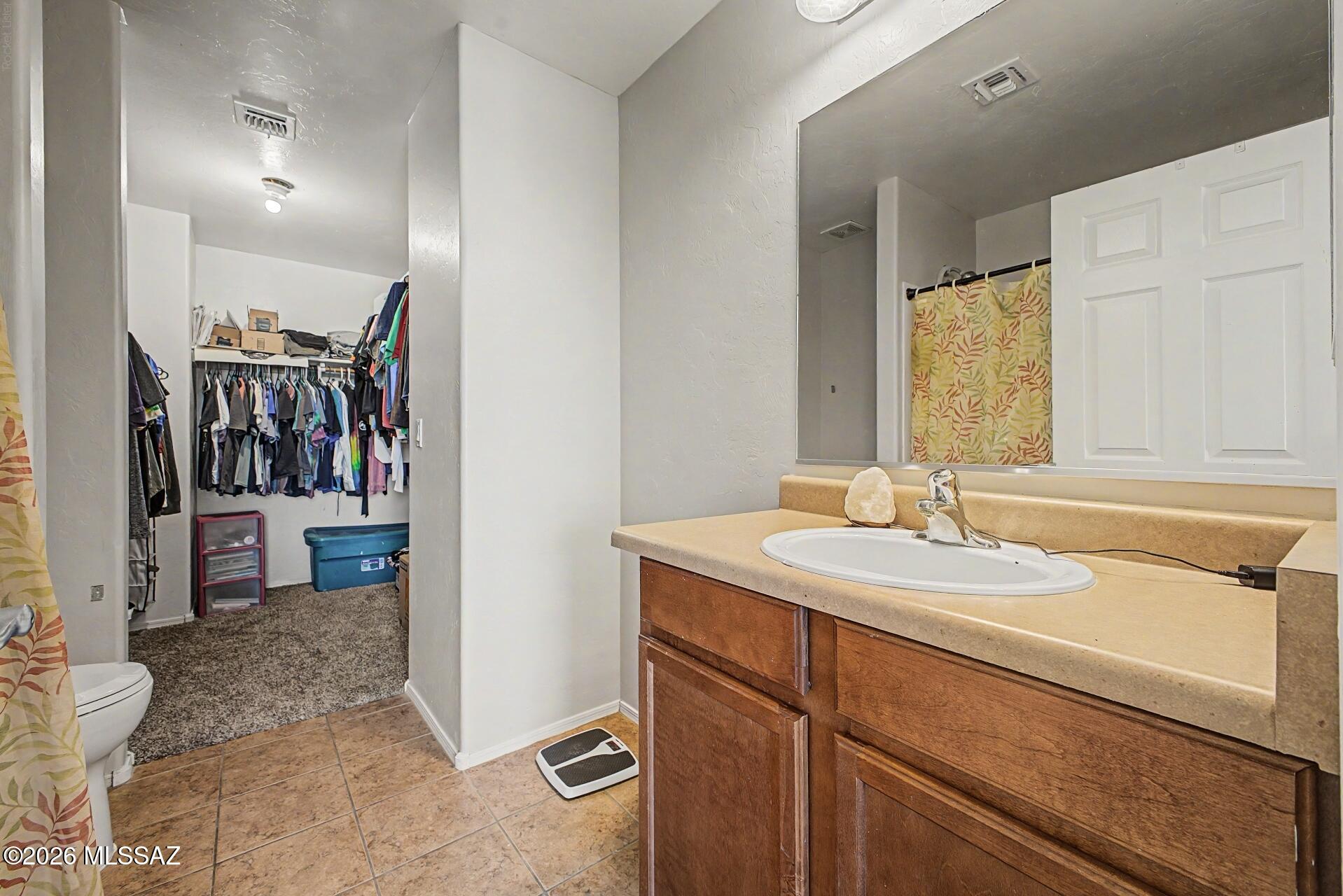 736 South Porter Routh Place Vail, AZ 85641 - Photo 16 of 33