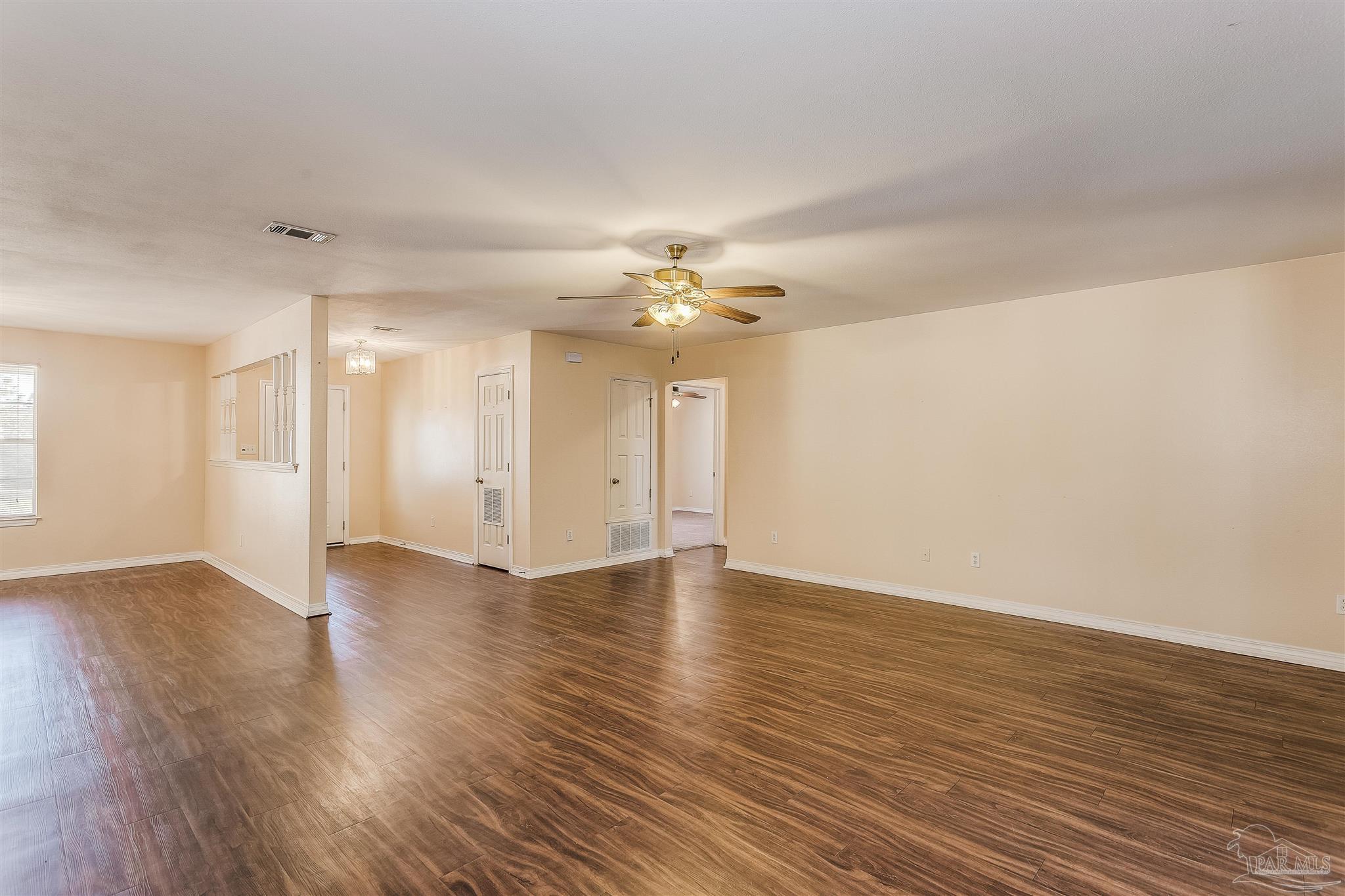 7995 Chellie Road Pensacola, FL 32526 - Photo 11 of 39 Gallery Image 11