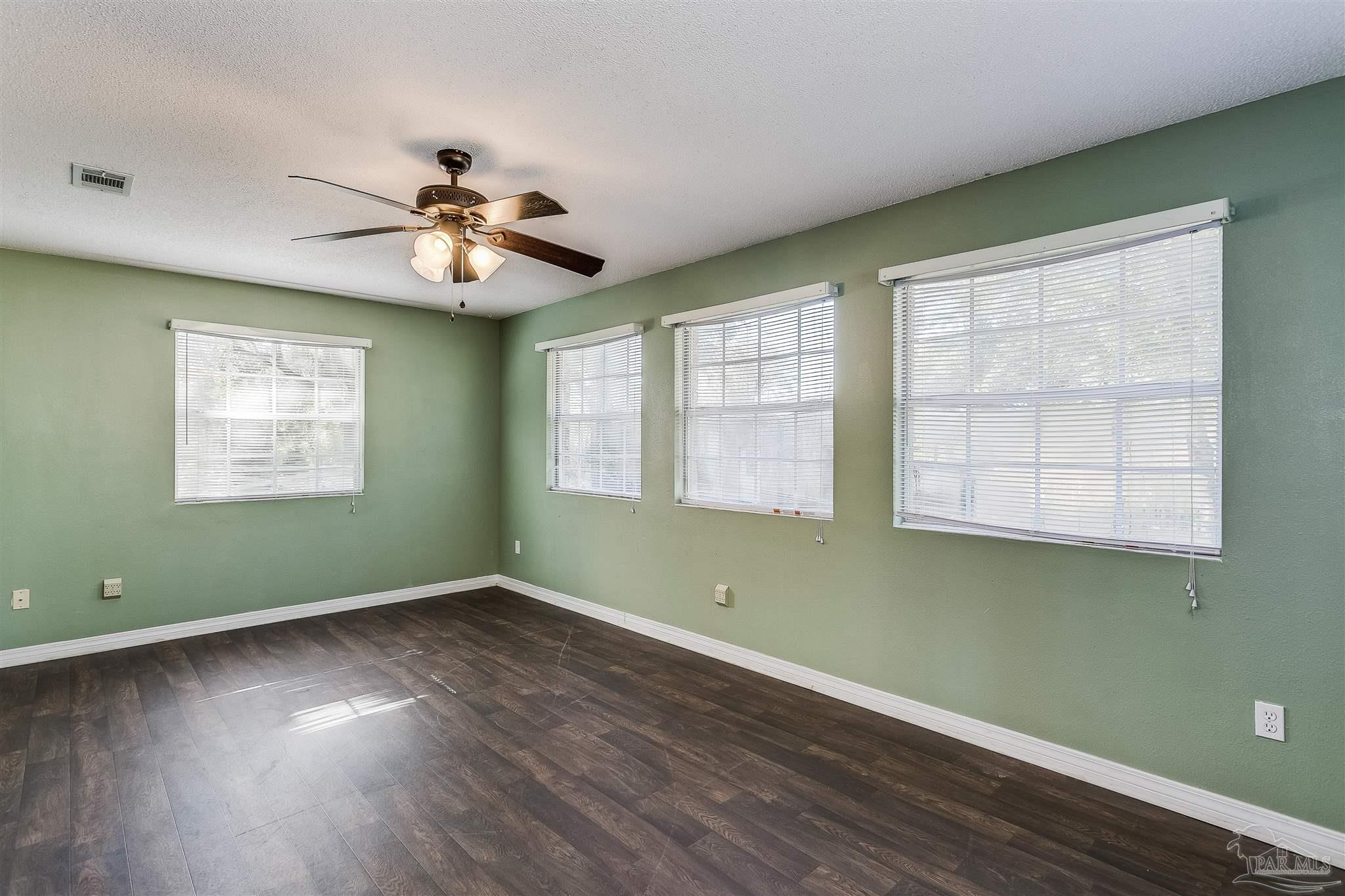 7995 Chellie Road Pensacola, FL 32526 - Photo 14 of 39 Gallery Image 14