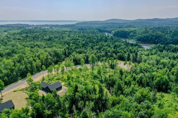 $629,000 | 5 Whitetail Lane, Belfast, ME 04915