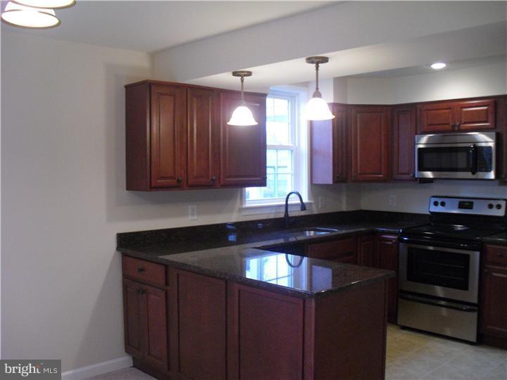 1436 Leedom Road Havertown, PA 19083 - Photo 5 of 18
