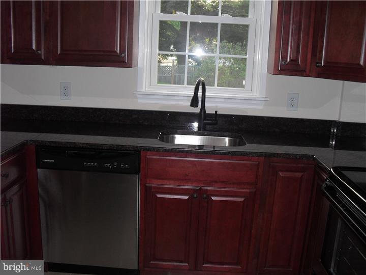1436 Leedom Road Havertown, PA 19083 - Photo 9 of 18