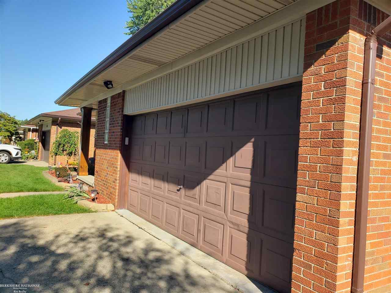 11372 Erdmann Road Sterling Heights, MI 48314 - Photo 4 of 35
