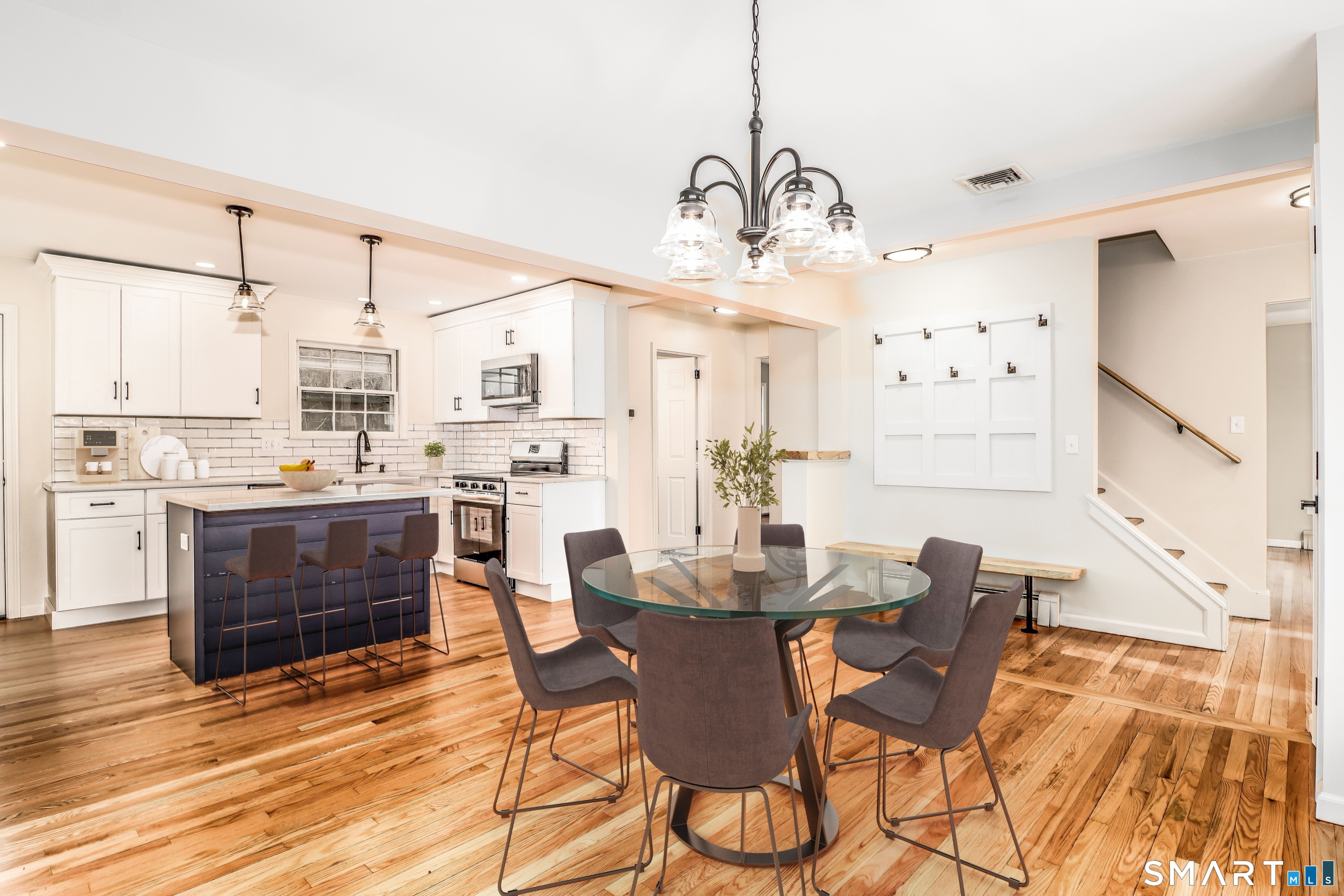 408 Hut Hill Road Bridgewater, CT 06752 - Photo 4 of 33