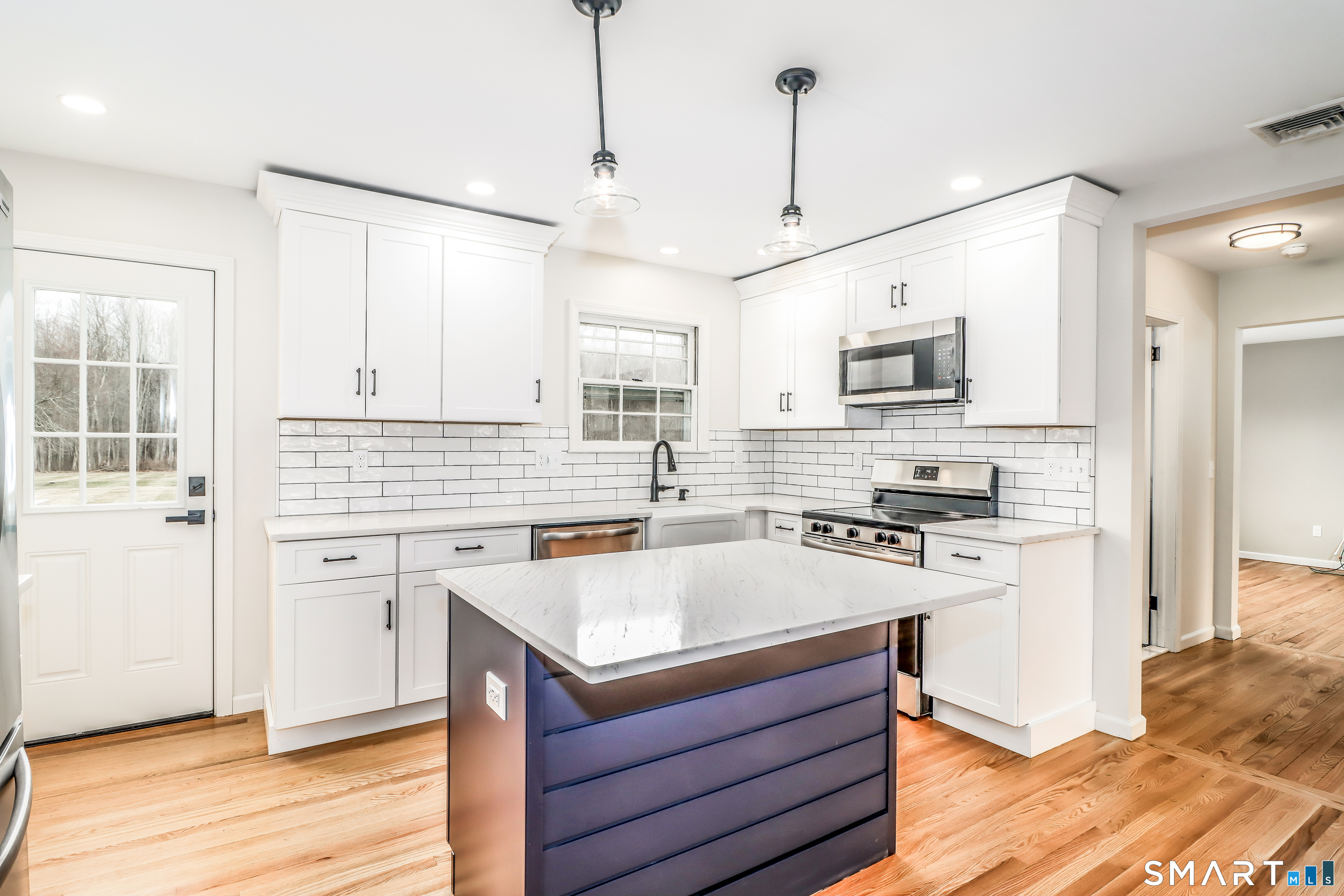 408 Hut Hill Road Bridgewater, CT 06752 - Photo 8 of 33