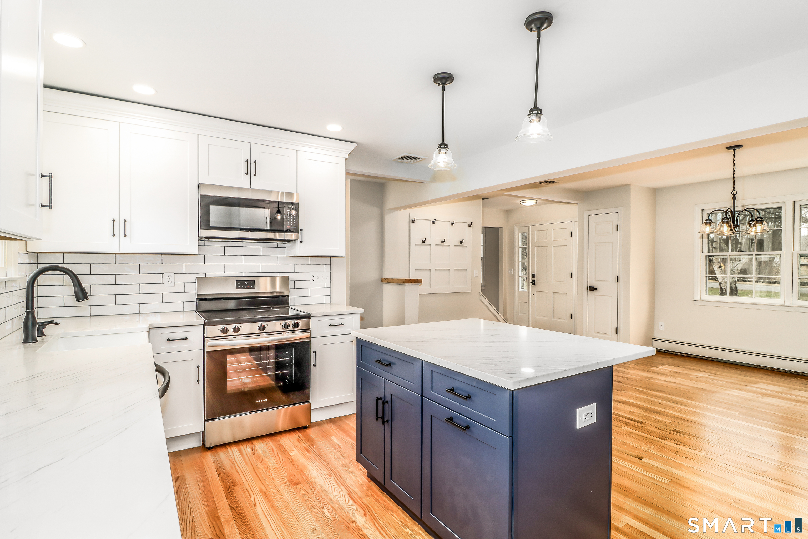 408 Hut Hill Road Bridgewater, CT 06752 - Photo 9 of 33