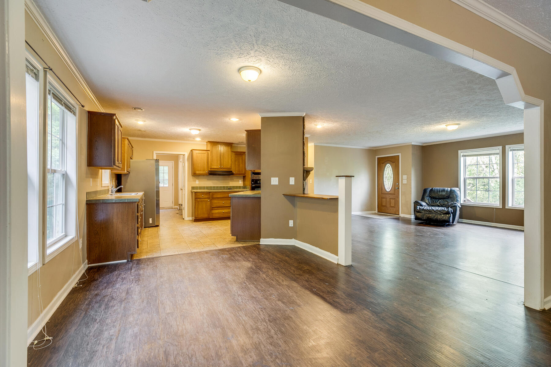 944 Chadwell Road Kingsport, TN 37660 - Photo 11 of 36 013