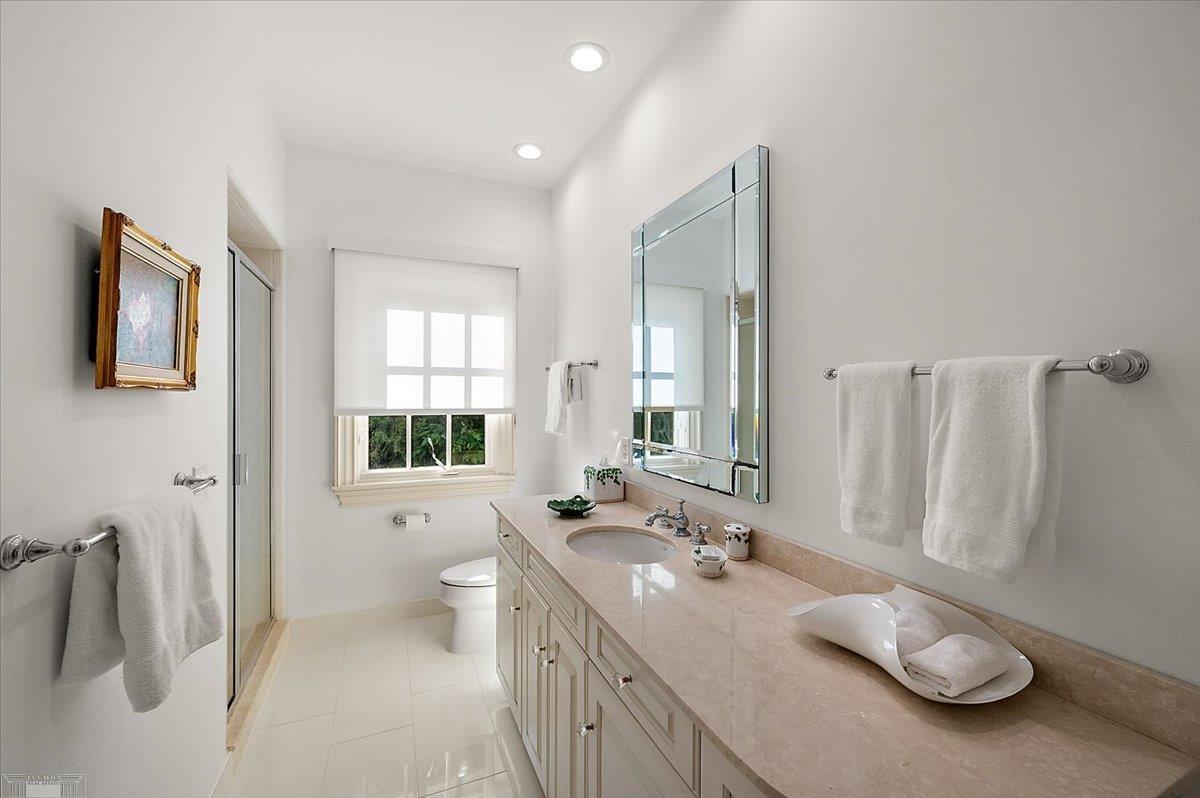161 Lothrop Road Grosse Pointe, MI 48236 - Photo 40 of 95 50214152-2b62ae03-60d5-4d42-8d36-8226c73a3c8c.JPG