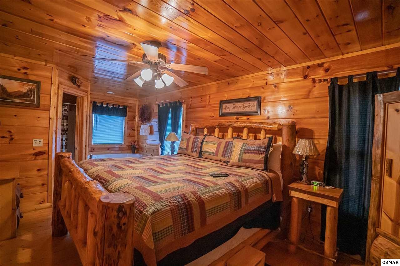 2251 Red Bud Road, Unit HONEYBEARCABIN Sevierville, TN 37876 - Photo 5 of 10 Gallery Image 5