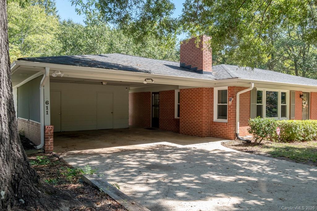 611 Gillsbrook Road Lancaster, SC 29720 - Photo 3 of 22 Gallery Image 3