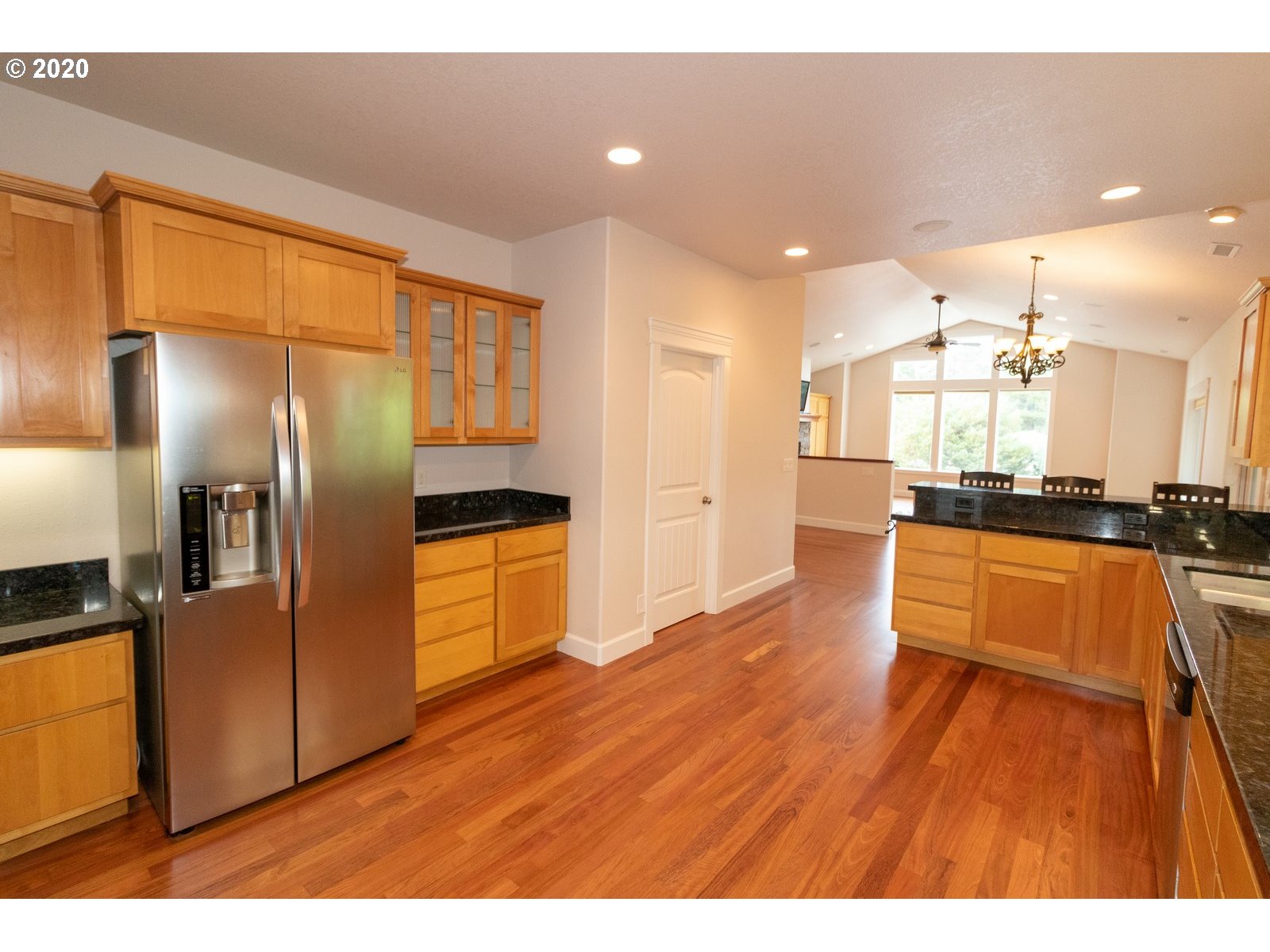 90 Sailors Ravine Court Florence, OR 97439 - Photo 13 of 32 Kitchen